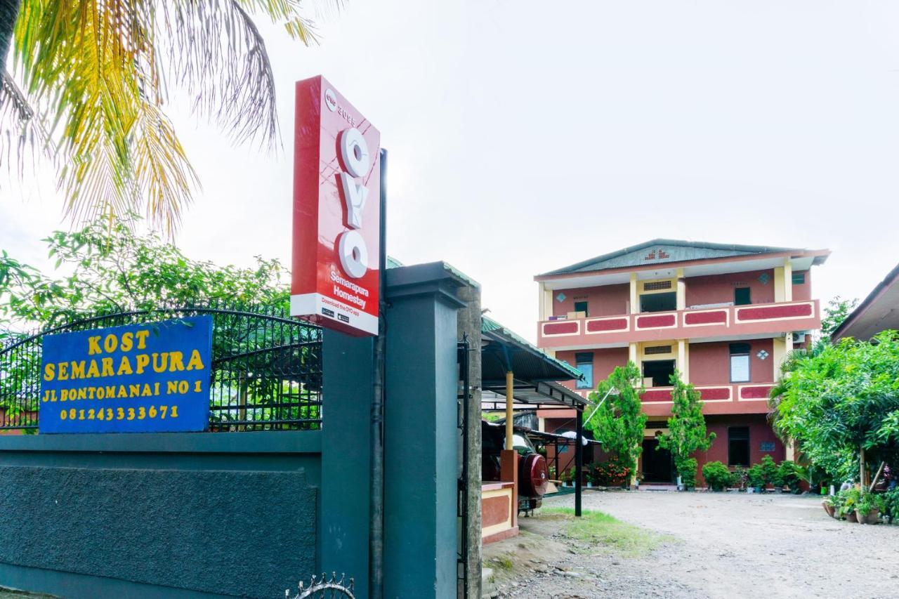 Oyo 3095 Semarapura Homestay Makassar Buitenkant foto